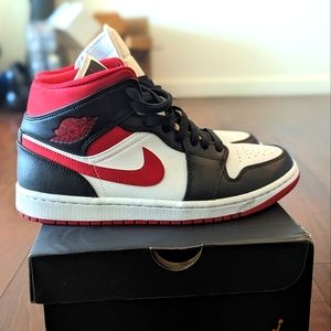 Jordan 1 Mid Gym Red Black White